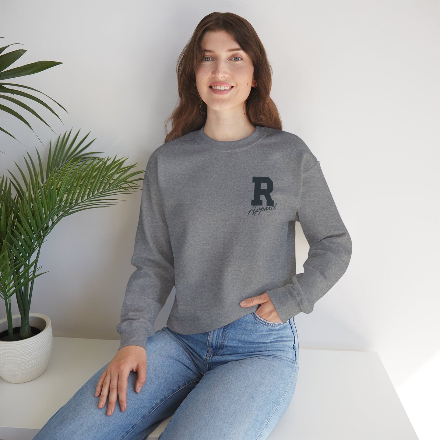 Comfortable Unisex Crewneck Sweatshirt with Stylish 'R' Design